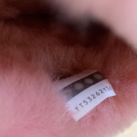 UGG Coquette Clog Slippers For Indoor/Outdoor - Picture 5 of 6